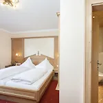 Arlbergerin - Design & Tiroler Gemuetlichkeit (adults Only) 酒店