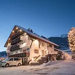 Arlbergerin - Design & Tiroler Gemuetlichkeit (adults Only) 酒店