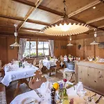 酒店 Arlbergerin - Design & Tiroler Gemuetlichkeit (adults Only) 4*