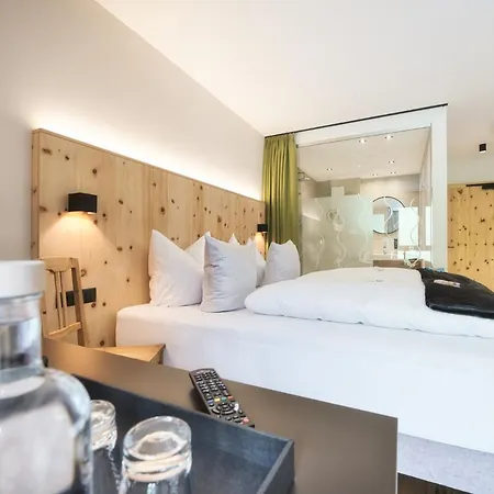 Arlbergerin - Design & Tiroler Gemuetlichkeit (adults Only) Hotel 4*