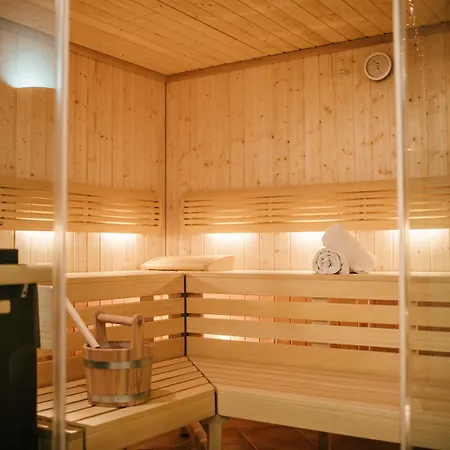 Szálloda Arlbergerin - Design & Tiroler Gemuetlichkeit (adults Only) Sankt Anton am Arlberg