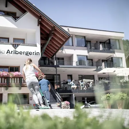 Arlbergerin - Design & Tiroler Gemuetlichkeit (adults Only) فندق 4*