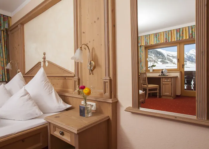 Hotell Arlbergerin - Design & Tiroler Gemuetlichkeit (adults Only)
