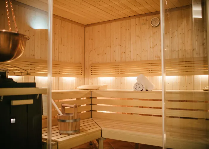 Hotell Arlbergerin - Design & Tiroler Gemuetlichkeit (adults Only) Sankt Anton am Arlberg