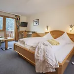 Arlbergerin - Design & Tiroler Gemuetlichkeit (adults Only) Санкт-Антон-ам-Арльберг